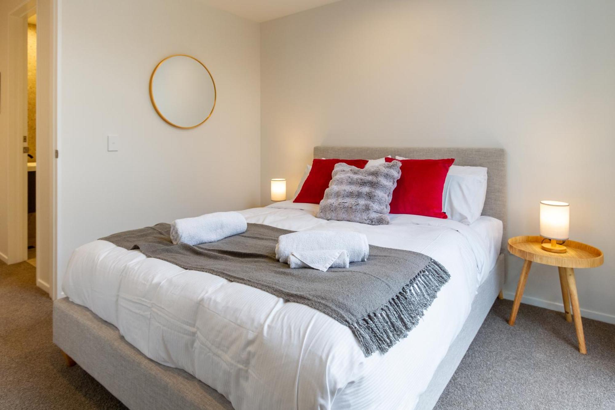 Stylish 3 Bedroom Home In Prime City With Garage Christchurch Exteriér fotografie