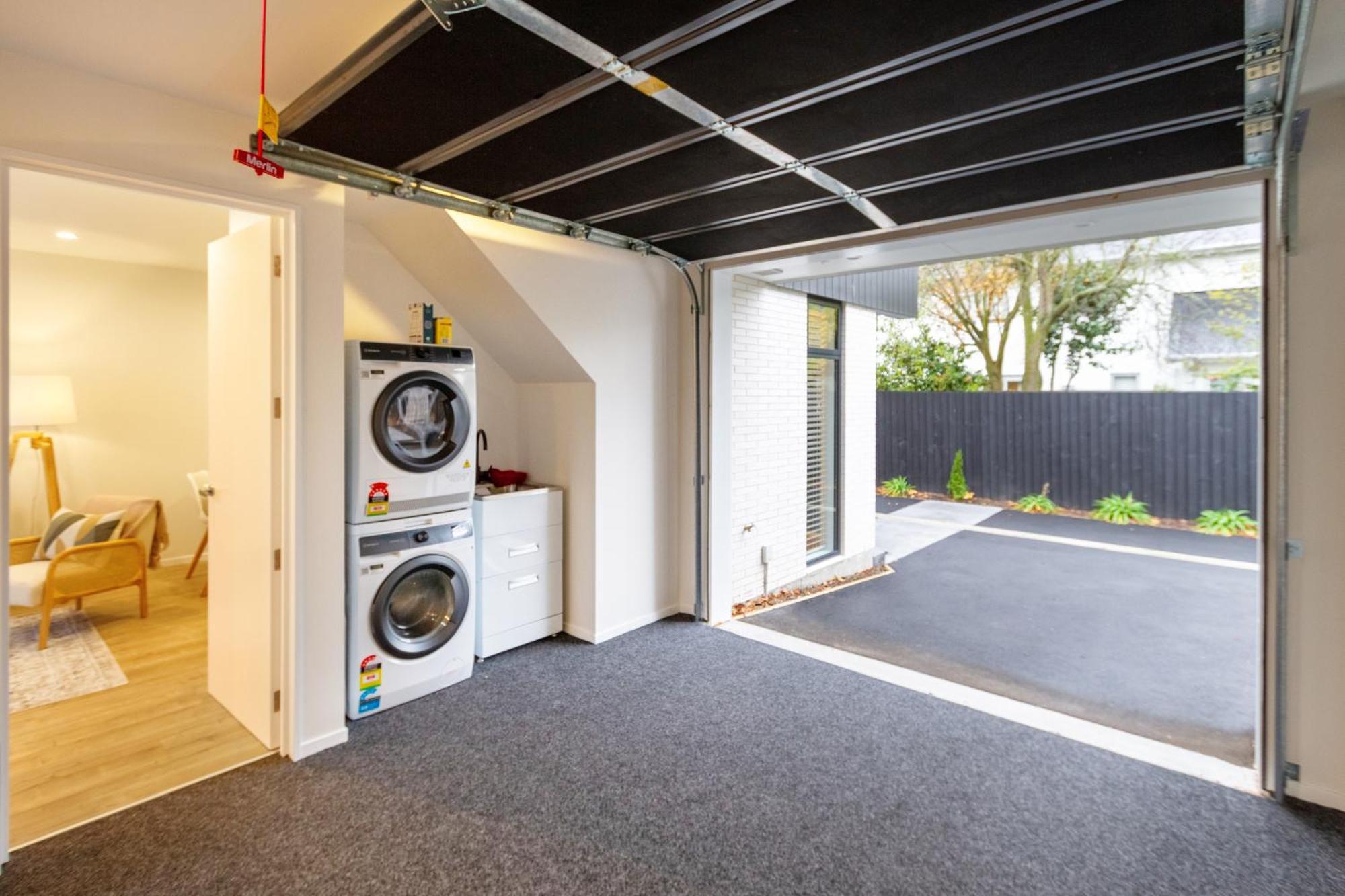 Stylish 3 Bedroom Home In Prime City With Garage Christchurch Exteriér fotografie
