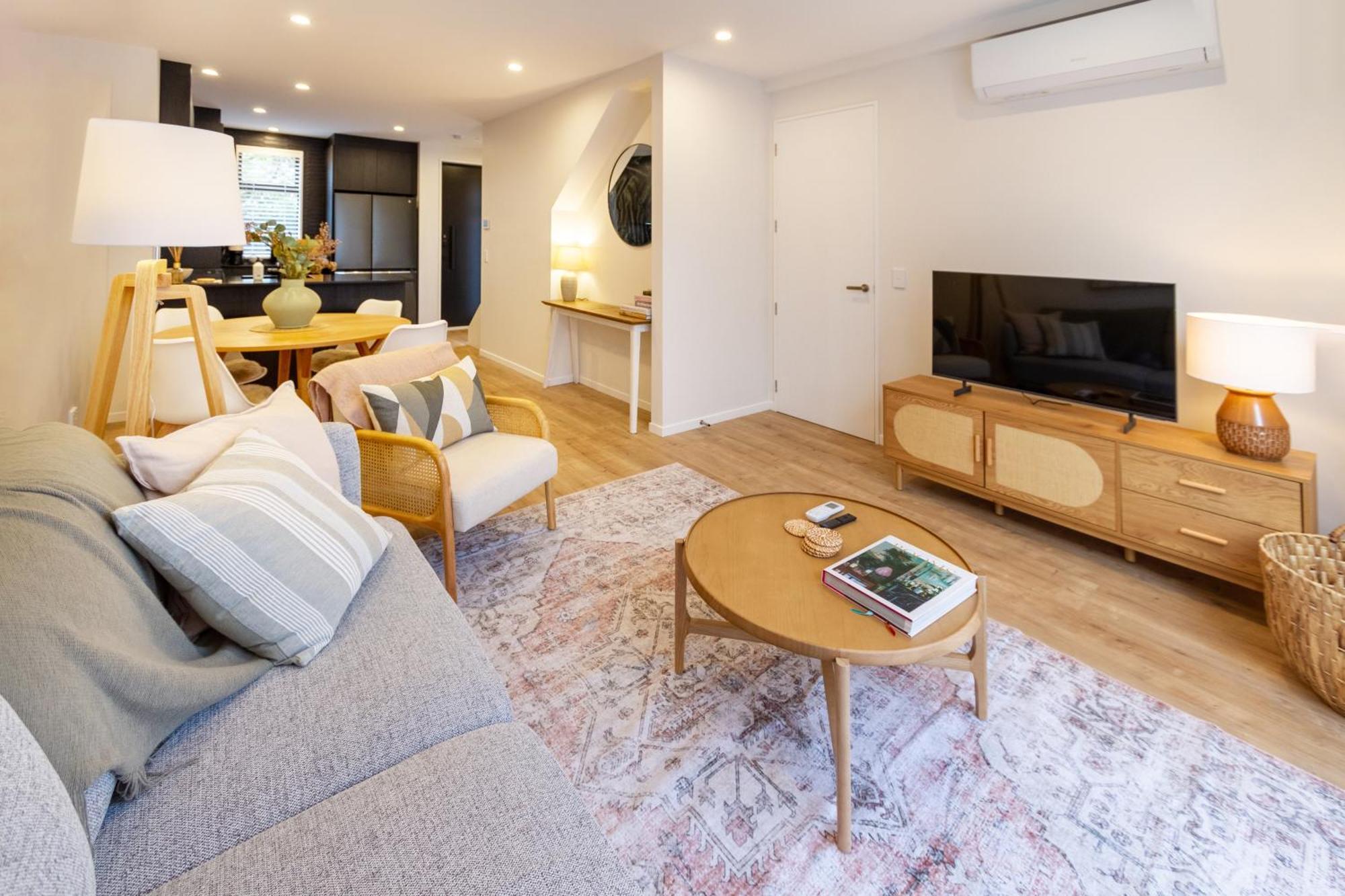Stylish 3 Bedroom Home In Prime City With Garage Christchurch Exteriér fotografie